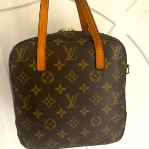 Louis Vuitton Spontini